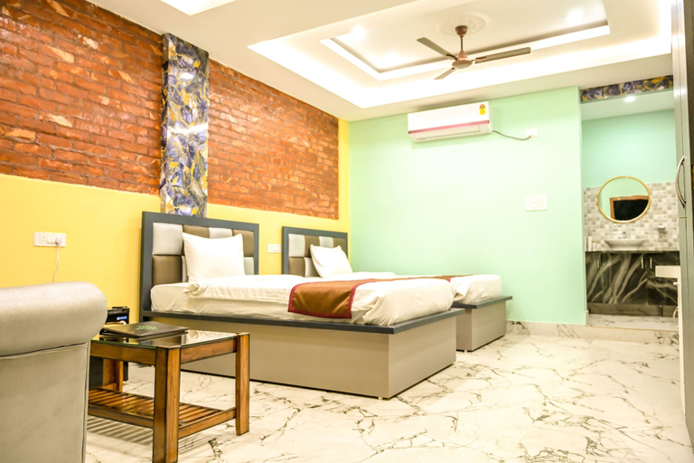 Bedroom 2, Aranya The Merian Resort, Ri Bhoi