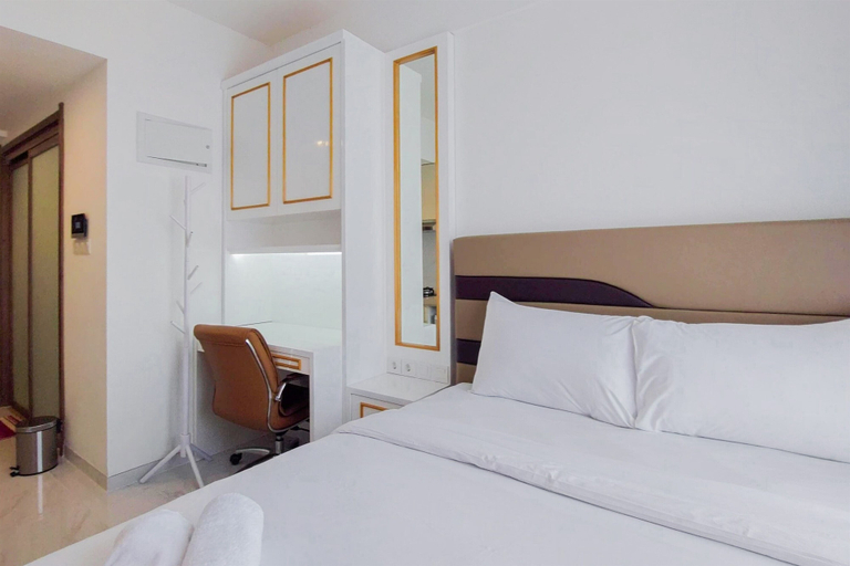 Bedroom 2, Relaxing Studio At Sky House Bsd Apartment, South Tangerang