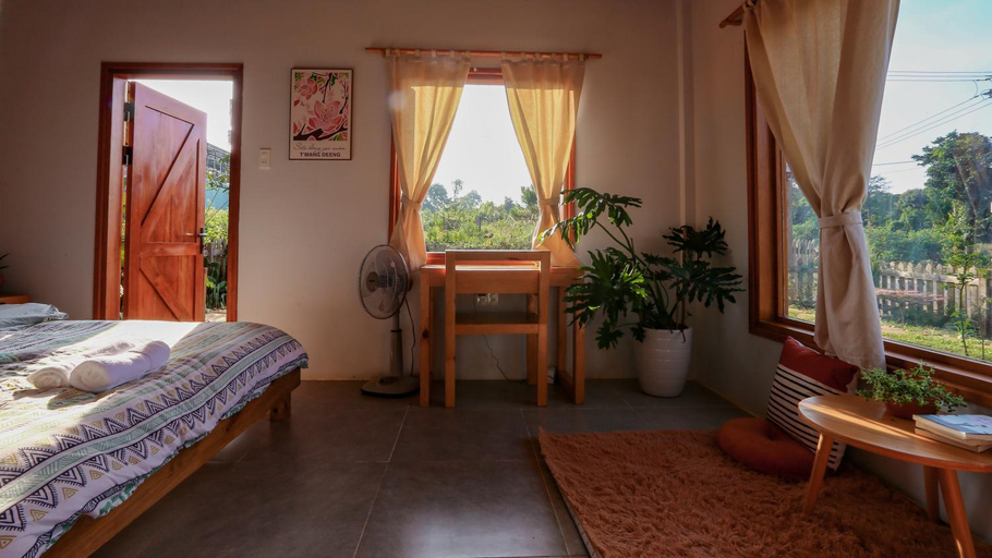 Others 3, Pinky Moon House Mang Đen, Kon Plông