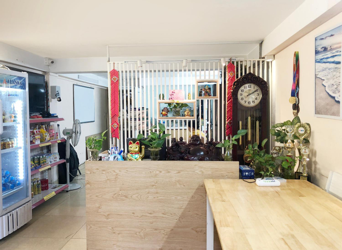 TrangTien Hostel, Hoàn Kiếm