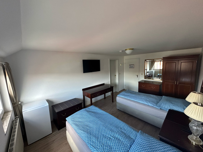 Bedroom 3, Gästehaus am Harz - Hotel&Monteurzimmer, Goslar