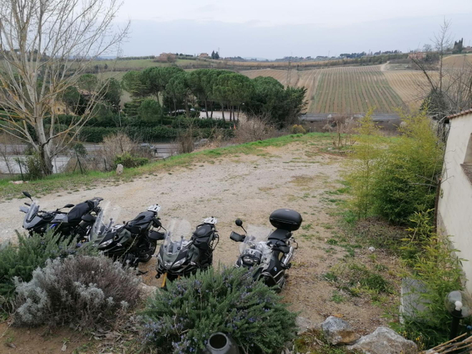 Others 4, Le Castellacce, Siena