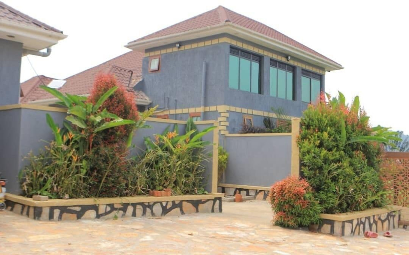 Exterior & Views 2, Alice Gardens and Campsite, Busiiro