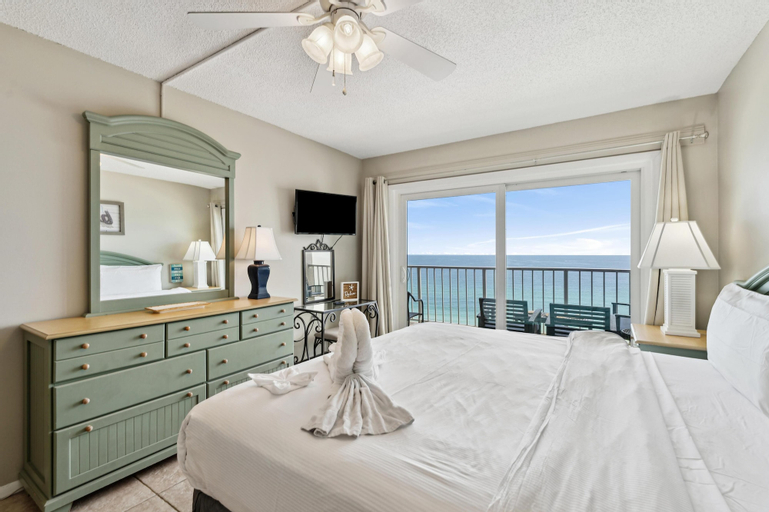 Bedroom 2, The Summit 1506, Bay