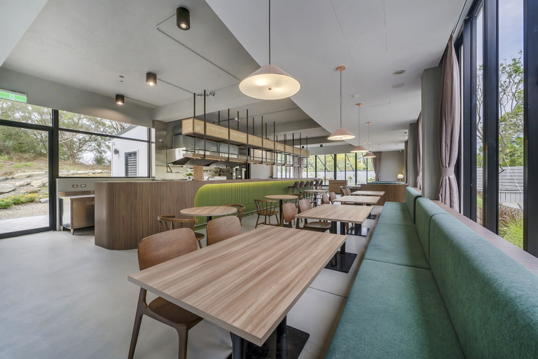 Food & Drinks 4, MODA & the MOON, Miaoli