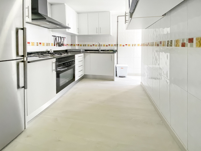 Others 5, Elegant 4 beds train station upto 6 Pax, Castellón