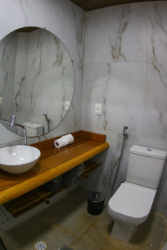 Bathroom 2, Casa do Imperador, Fernando de Noronha
