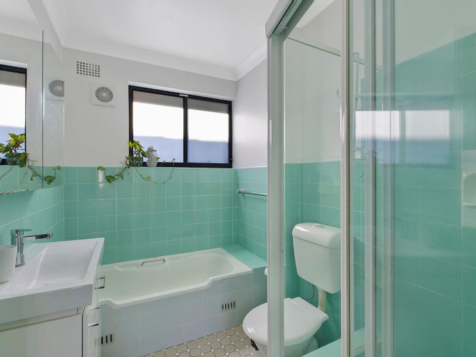 Bedroom, Pacific Court 10, Wyong - South and West
