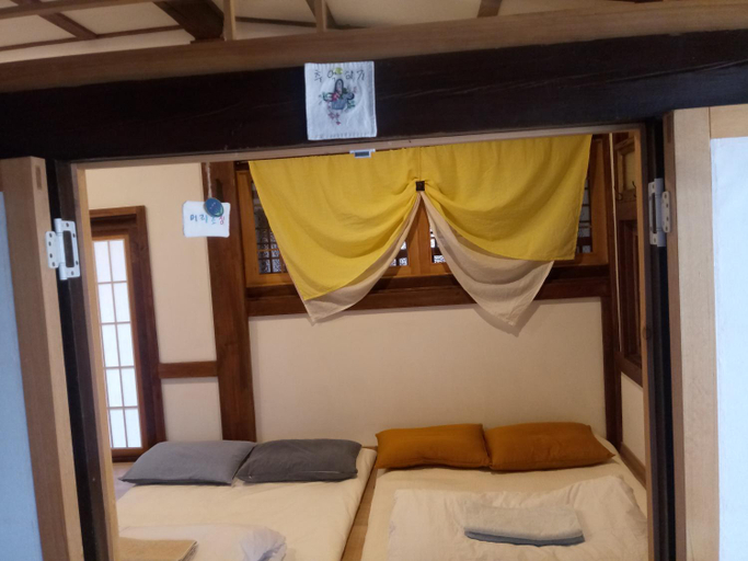 Bedroom 2, Hundred Years Hanok, Muan