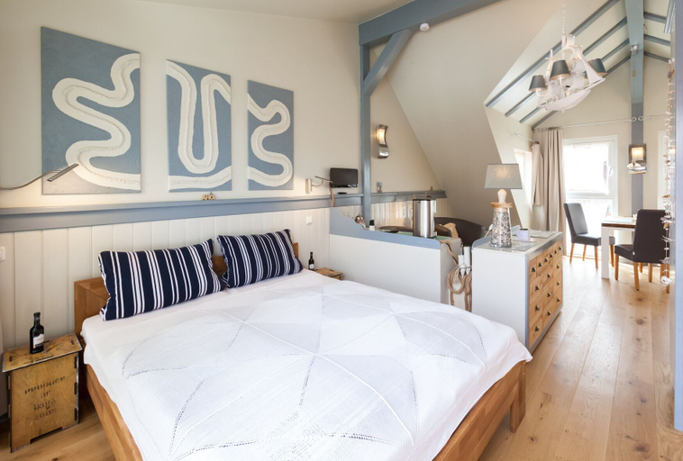Bedroom 4, FeWo Engler Doppelzimmer Gartenstraße, Lüneburg