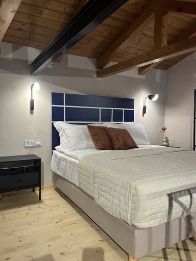 Bedroom 4, Living Yard Thissio, Attica