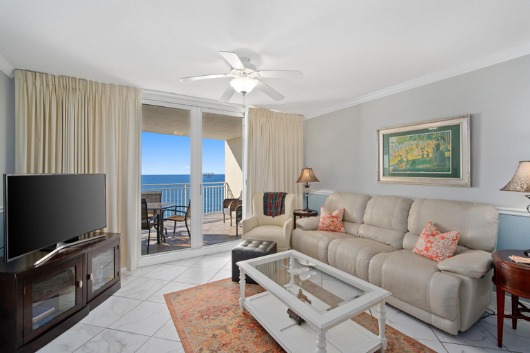 Others 5, Emerald Beach 2325, Bay