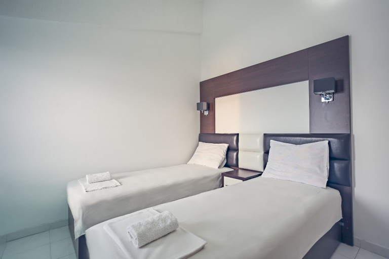 Bedroom 2, David Dobre Vode