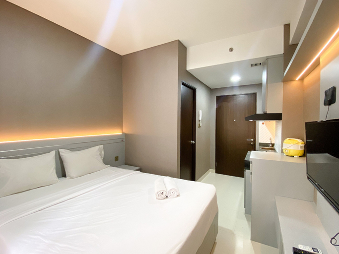 Bedroom 3, Modern Look Studio At Transpark Cibubur Apartment, Depok
