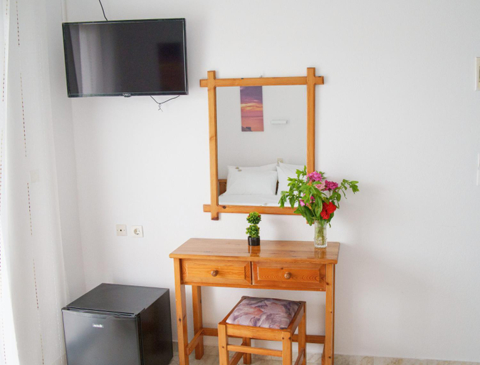 Others 3, Mak Luxury Rooms, Epirus
