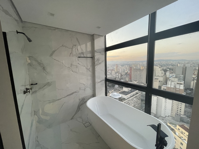 Others 4, Sky Loft - Andar 41, São Paulo