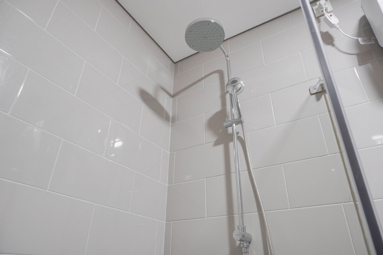 Bathroom 4