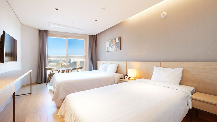 Bedroom 2, Dominiclava Sokco, Sokcho