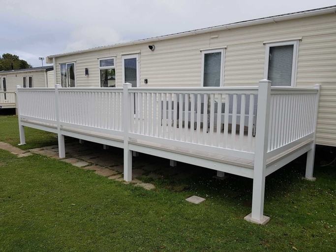 Exterior & Views, D&A short breaks, Kent