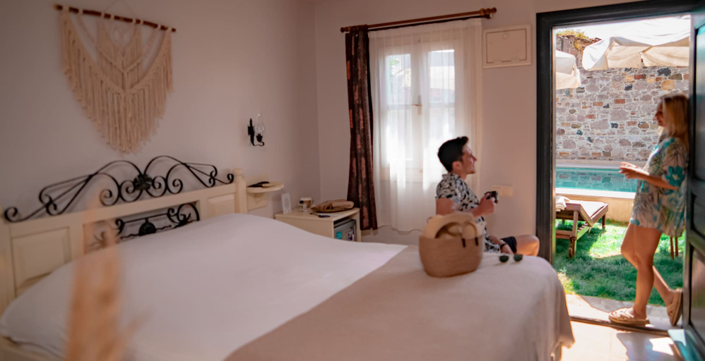 Bedroom 2, Avlu Cunda, Ayvalık