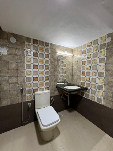 Bathroom 3, SPORTSMAN RESIDENCY (BLUE STAR), North Goa