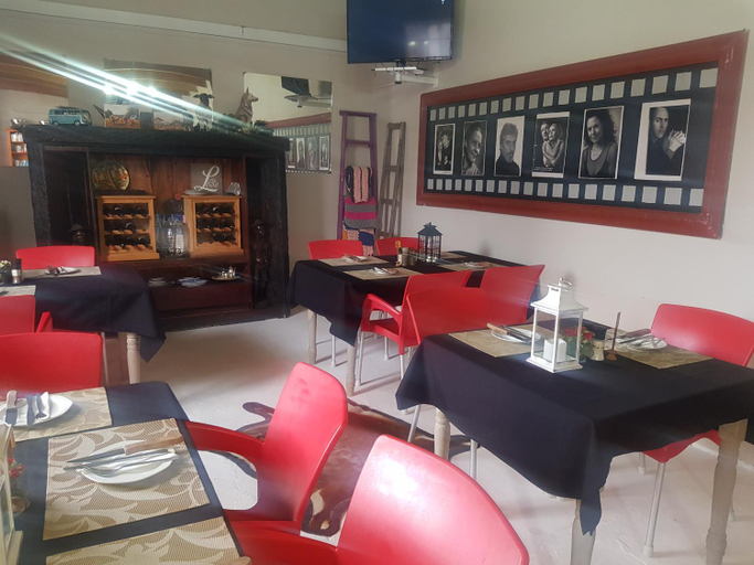 Food & Drinks 4, Karoo Manor, Pixley ka Seme