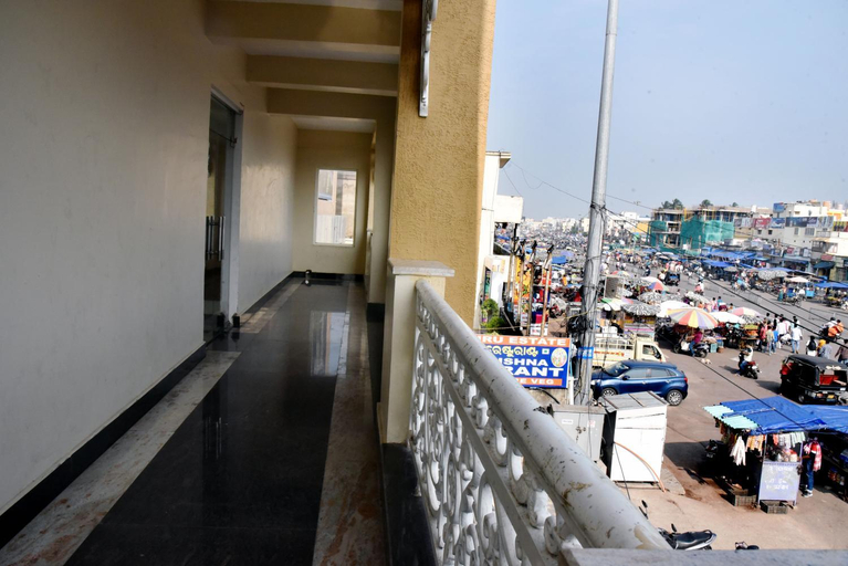 Others 5, Hotel Guru Estate, Puri