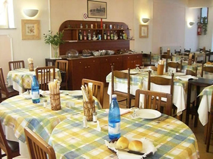 Food & Drinks 4, Residence San Nicola, Savona