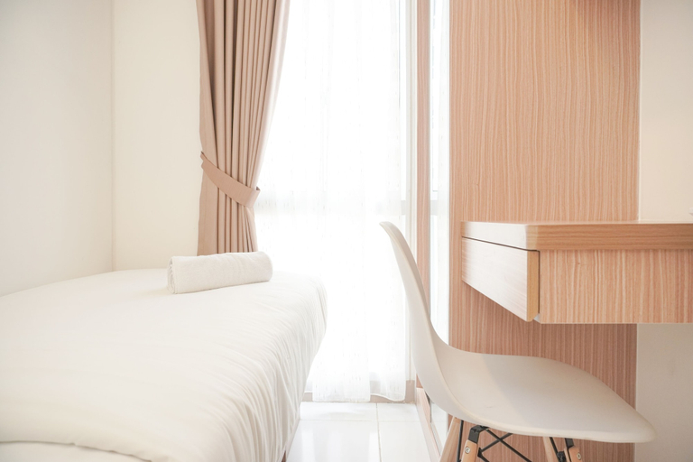 Bedroom 2, Best Deal And Homey 2Br Tokyo Riverside Pik 2 Apartment, Tangerang