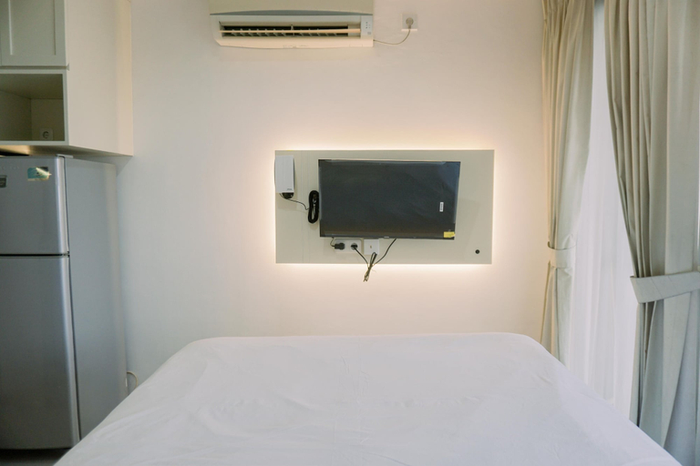 Bedroom 2, Homey And Cozy Stay Studio Belmont Residence Puri Apartement, West Jakarta