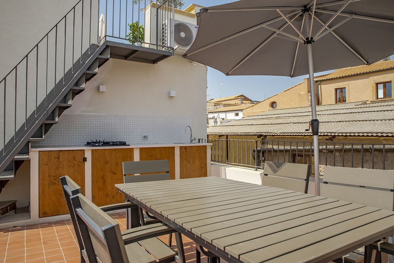 Others 3, La terrazza sul vicolo della Giudecca by Wonderful Italy, Syracuse