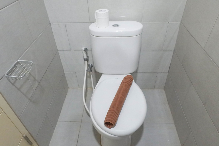 Bedroom 2, Cozy Studio Apartment Connected To Pakuwon Mall At Anderson Supermall Mansion, Surabaya