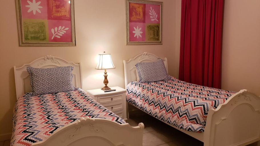Bedroom 3, Grandview East 1401, Bay