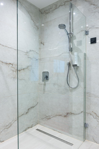 Bathroom 1, Kb Hotel, Neu-Ulm