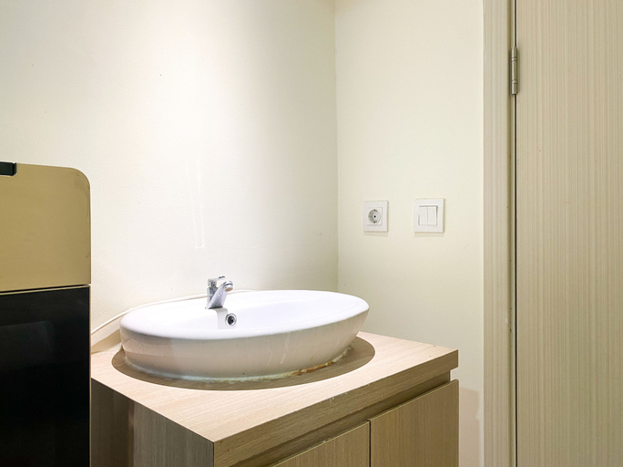 Bathroom 12