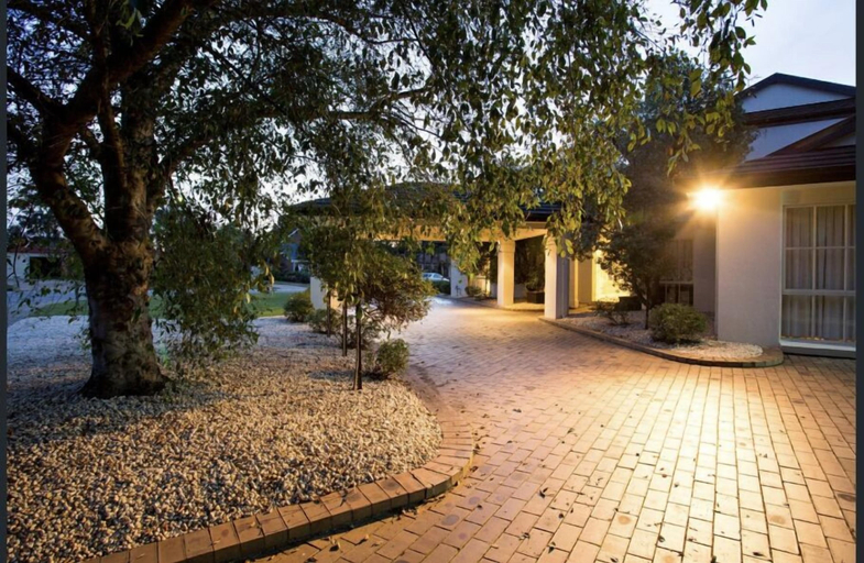 Exterior & Views 2, Sarovar Holidays, Latrobe - Traralgon