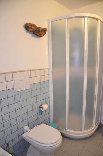 Bathroom 3, DEMIVIE GUESTHOUSE, La Spezia