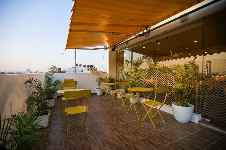 Food & Drinks 4, Bloom Hotel - HSR Layout Sector 3, Bangalore