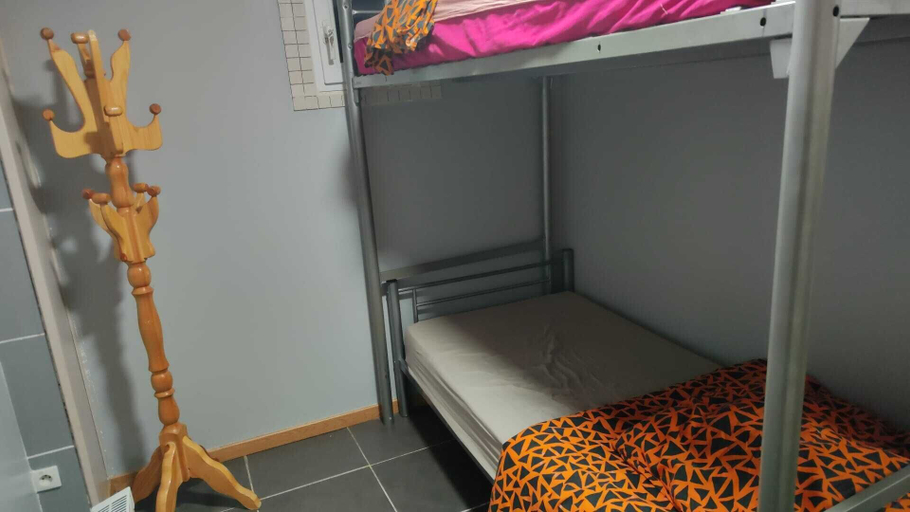 Bedroom 4, Hakimo, Nord