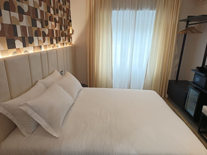 Bedroom 2, Romi Suite, Rome
