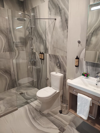 Bathroom 2, Evelin Deluxe House, Plovdiv