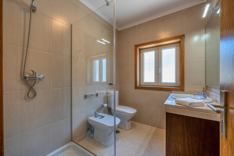 Bathroom 4, Central Suites Arouca, Arouca