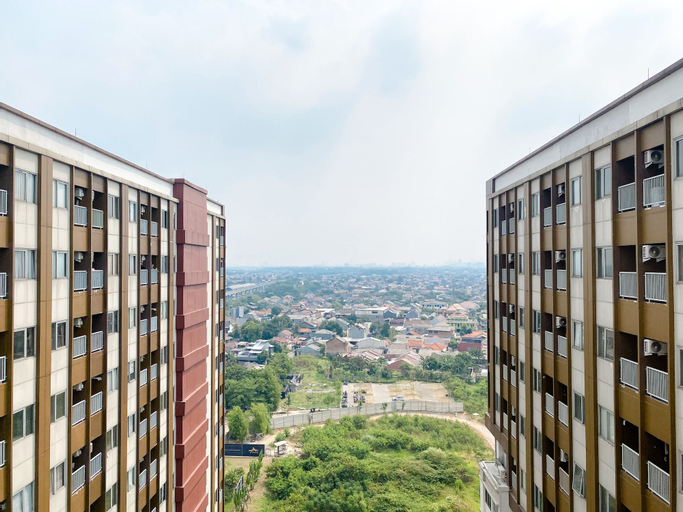 Exterior & Views, Best Deal And Homey Studio Apartment Gateway Park Lrt City Bekasi, Bekasi