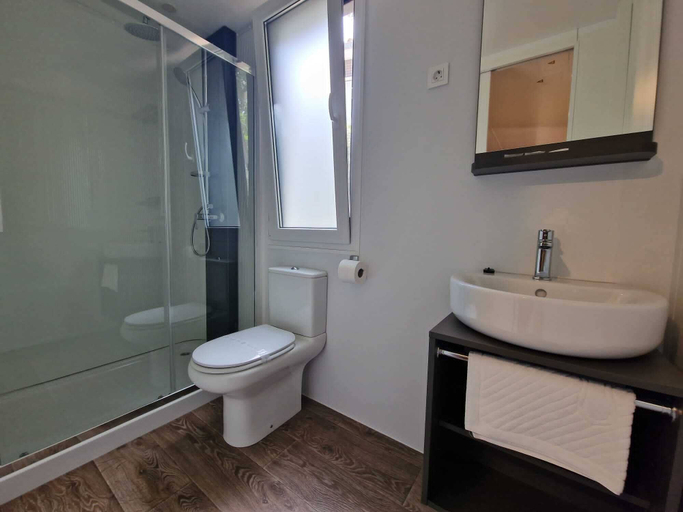 Bathroom 3, Camping Jezera Lovišća, Tisno