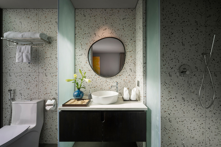 Bathroom 4, Thè HEM Hotel and Apartment, Da Nang