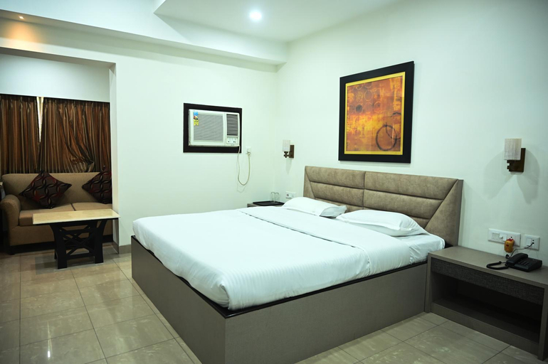 Bedroom 3, Elgin suites, Kolkata