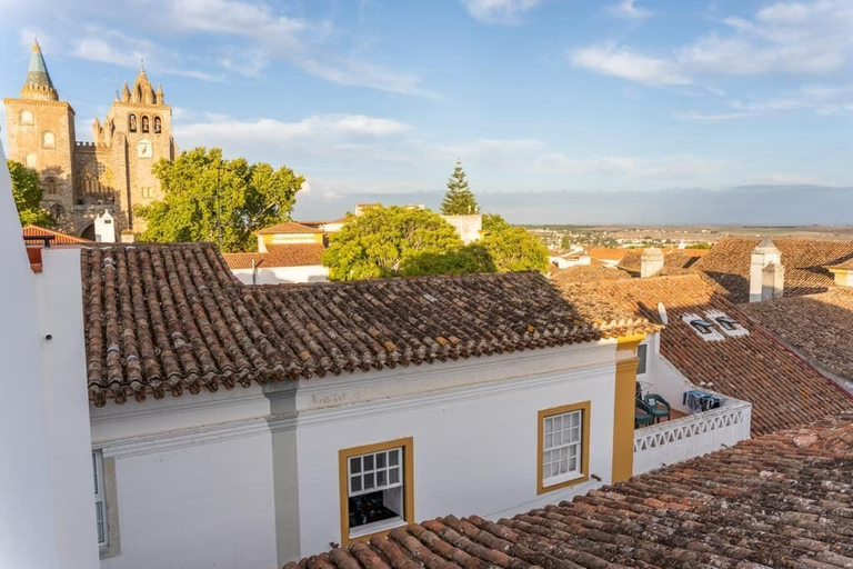 Exterior & Views, Guesthouse Palácio Diana, Évora