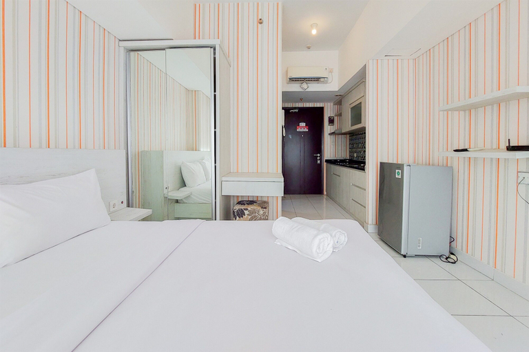 Bedroom 3, Comfort And Cozy Stay Studio Casa De Parco Apartment, Tangerang