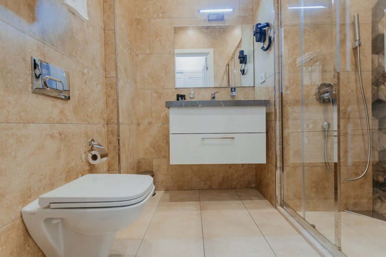 Bathroom 3, Callisto Hotel, Baku