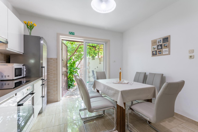 Others 4, Holiday Home Tamjan, Supetar